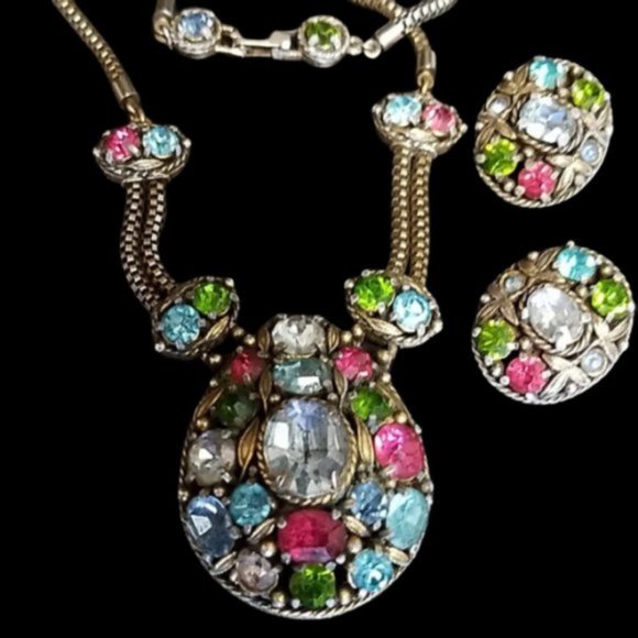 Vintage Hollycraft Pastel Rhinestone Necklace Earring Set - Picture 2 of 5